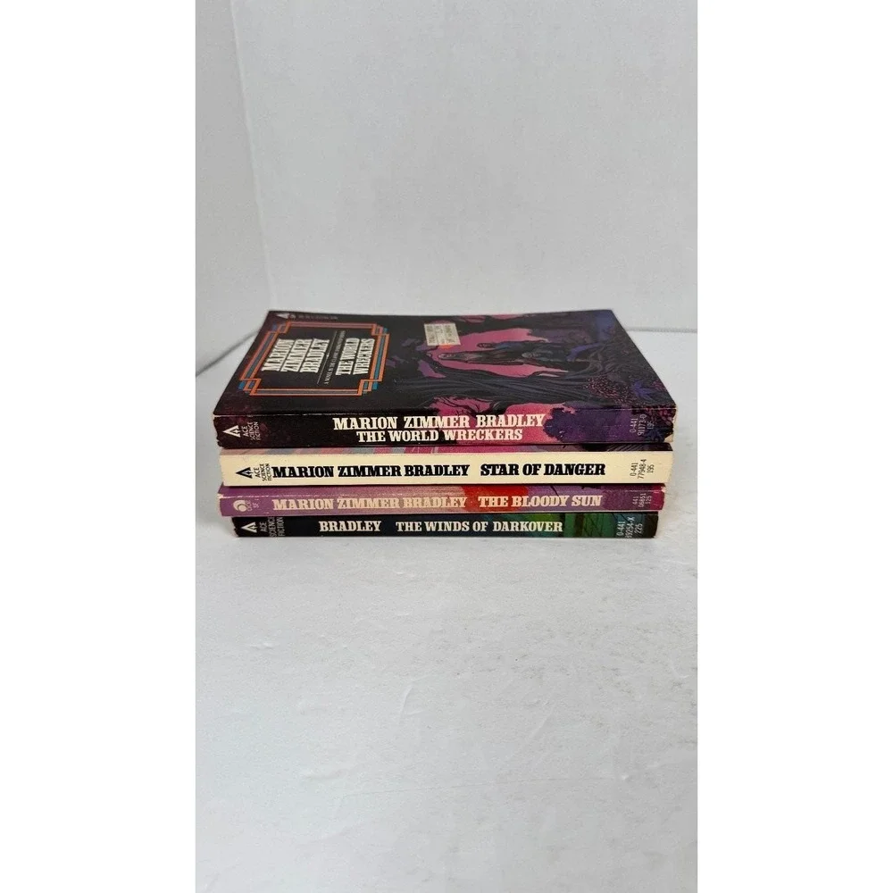 Darkover Series Lot‎ Marion Zimmer Bradley Ace Books Sci-Fi Fantasy Paperback
